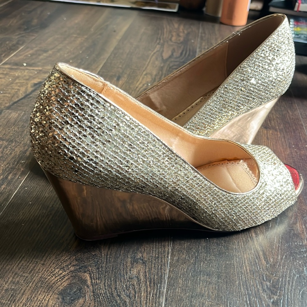 Sparkly Gold Peep-Toe Wedge Sz 12